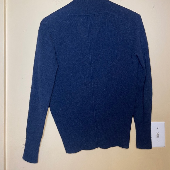 Cashmere Brochu Walker Navy long sleeve top - Picture 2 of 6